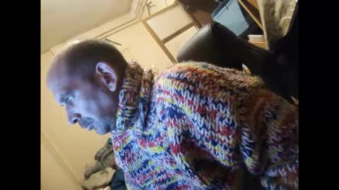 Snapshot of sweaterboy666 chatting on 17, 9, 2025 sweaterboy666 online show from 17, 9, 2025