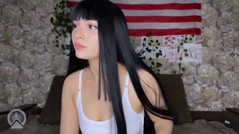 Snapshot of sweeet_strawwberies chatting on 18, 10, 2025 sweeet_strawwberies online show from 18, 10, 2025