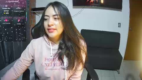 Snapshot of sweet10salome chatting on 21, 10, 2025 sweet10salome online show from 21, 10, 2025