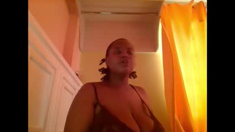 sweet52537 online show from 4, 11, 2025