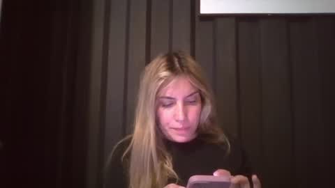 Snapshot of sweet__alana chatting on 6, 10, 2025 Sweet  alana online show from 6, 10, 2025