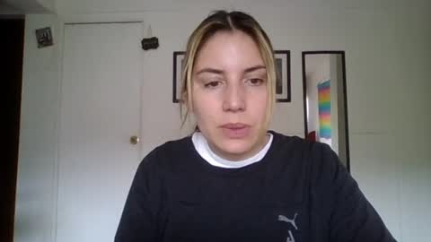 Snapshot of sweet__alana chatting on 23, 10, 2025 Sweet  alana online show from 23, 10, 2025