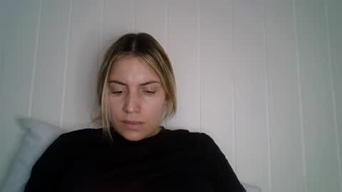 Snapshot of sweet__alana chatting on 28, 10, 2025 Sweet  alana online show from 28, 10, 2025