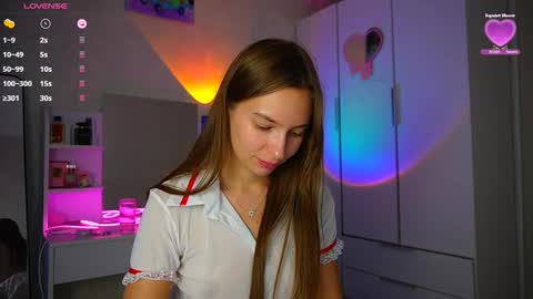 Snapshot of sweet__kitty__11 chatting on 14, 9, 2025 kitty online show from 14, 9, 2025