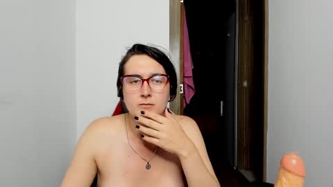 sweet__suck69bitch online show from 4, 12, 2024
