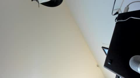 Vanessa online show from 10, 5, 2026