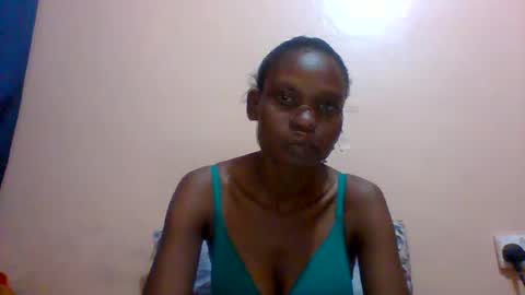 sweet_adora online show from 5, 2, 2025