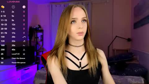 Snapshot of sweet_ali3s chatting on 18, 9, 2025 Call me Alis online show from 18, 9, 2025