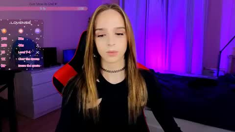 Snapshot of sweet_ali3s chatting on 24, 9, 2025 Call me Alis online show from 24, 9, 2025