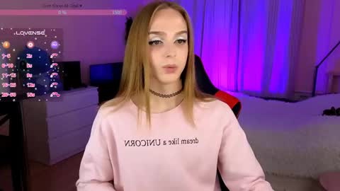 Snapshot of sweet_ali3s chatting on 28, 9, 2025 Call me Alis online show from 28, 9, 2025