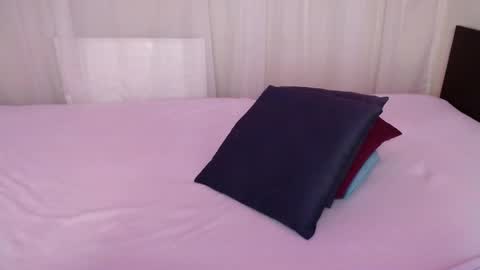 Snapshot of sweet_alica15 chatting on 9, 9, 2025 Alice online show from 9, 9, 2025