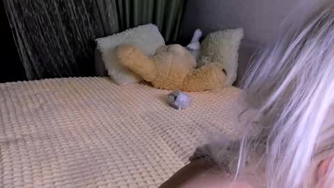 Snapshot of sweet_barbe chatting on 14, 3, 2026 Alice online show from 14, 3, 2026