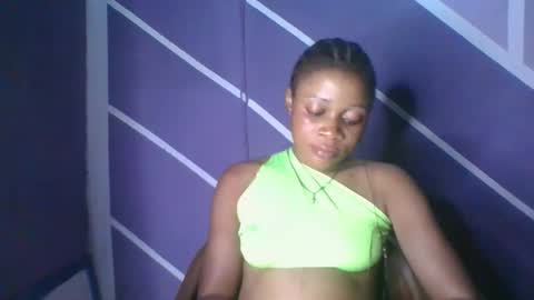 Snapshot of sweet_berry31 chatting on 11, 1, 2026 baby girl online show from 11, 1, 2026