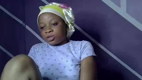 Snapshot of sweet_berry31 chatting on 1, 4, 2026 baby girl online show from 1, 4, 2026