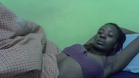 Snapshot of sweet_candie01 chatting on 25, 2, 2026 sweet_candie01 online show from 25, 2, 2026