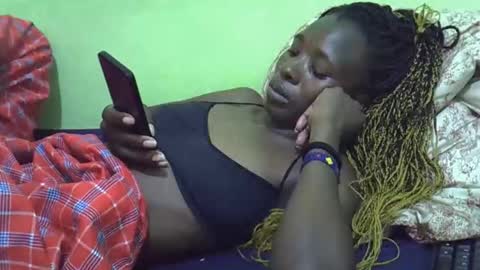 Snapshot of sweet_candie01 chatting on 12, 3, 2026 sweet_candie01 online show from 12, 3, 2026