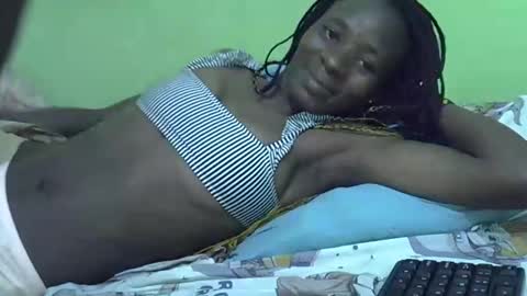 Snapshot of sweet_candie01 chatting on 15, 3, 2026 sweet_candie01 online show from 15, 3, 2026