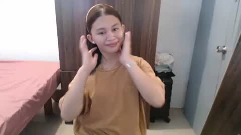 Snapshot of sweet_cassyxx chatting on 8, 3, 2026 sweet_cassyxx online show from 8, 3, 2026