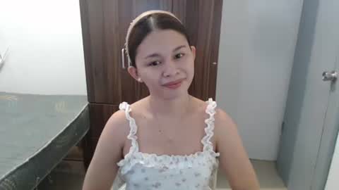 Snapshot of sweet_cassyxx chatting on 7, 4, 2026 sweet_cassyxx online show from 7, 4, 2026