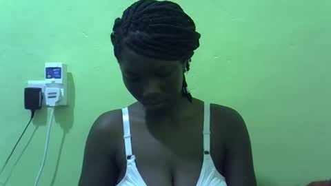 sweet_cherie1 online show from 19, 5, 2026