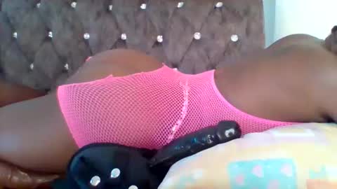 Snapshot of sweet_cherry007 chatting on 17, 10, 2025 sweet_cherry007 online show from 17, 10, 2025