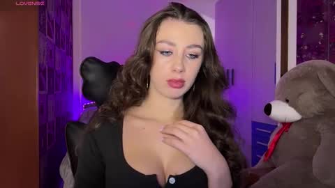 Snapshot of sweet_cherry_n chatting on 30, 11, 2025 Sweet Cherry online show from 30, 11, 2025