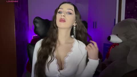 Snapshot of sweet_cherry_n chatting on 5, 2, 2026 Sweet Cherry online show from 5, 2, 2026