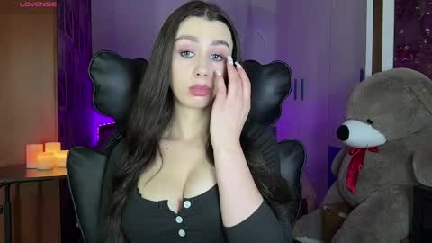 Sweet Cherry online show from 18, 5, 2026