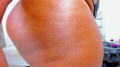 Snapshot of sweet_ebonyyx chatting on 5, 12, 2024 Sara online show from 5, 12, 2024