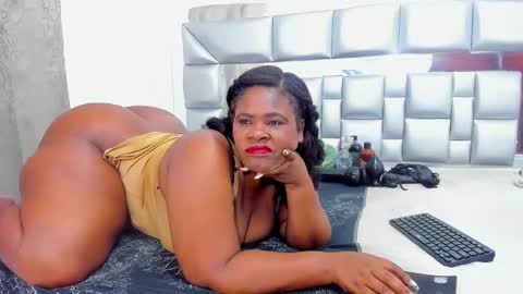 Snapshot of sweet_ebonyyx chatting on 15, 12, 2024 Sara online show from 15, 12, 2024