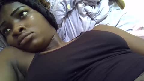 Snapshot of sweet_eldah chatting on 25, 10, 2025 Sweet eldah online show from 25, 10, 2025