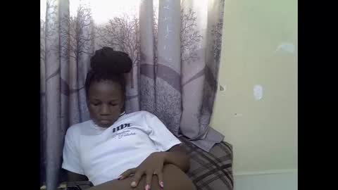 Snapshot of sweet_elisa001 chatting on 18, 5, 2026 Edah online show from 18, 5, 2026