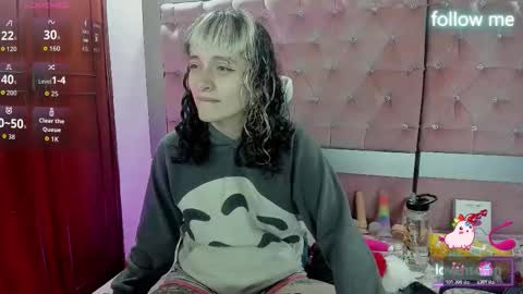  emmili  online show from 3, 12, 2025