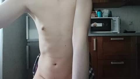 Snapshot of sweet_foxes6 chatting on 16, 6, 2026 Viki and Vi online show from 16, 6, 2026