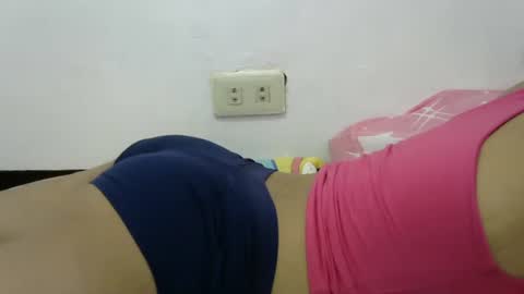 Snapshot of sweet_gamella chatting on 17, 11, 2025 Gael online show from 17, 11, 2025