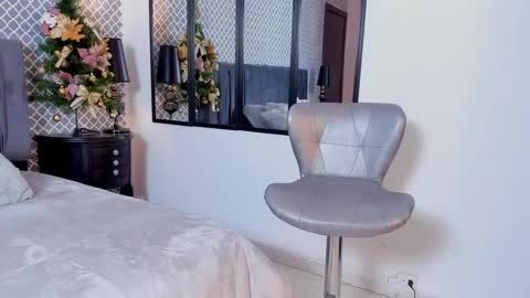 Snapshot of sweet_juicy_ chatting on 17, 12, 2024 Catalina online show from 17, 12, 2024