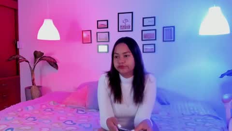Snapshot of sweet_juicy_ chatting on 5, 1, 2025 Catalina online show from 5, 1, 2025