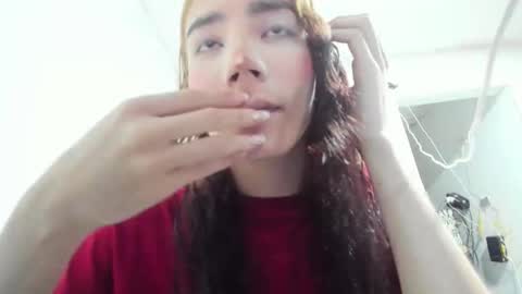 sweet_kitty_777 online show from 22, 4, 2026