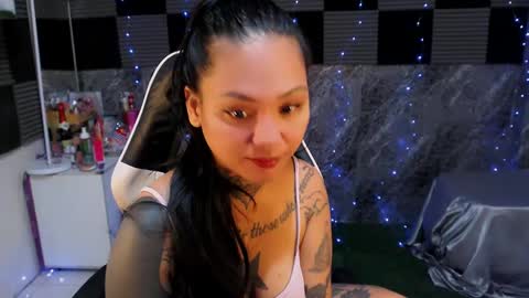 sweet_kittykatya online show from 5, 1, 2025