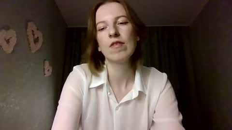 Snapshot of sweet_lilbunny chatting on 20, 10, 2025 sweet_lilbunny online show from 20, 10, 2025