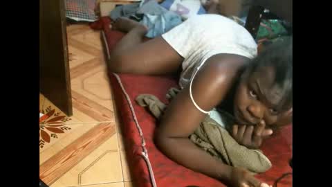 sweet_lilianah online show from 28, 4, 2026