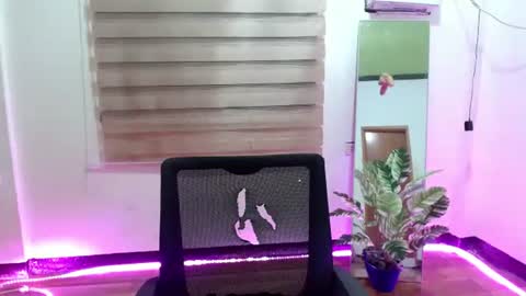 Snapshot of sweet_marry143 chatting on 5, 3, 2026 marry online show from 5, 3, 2026