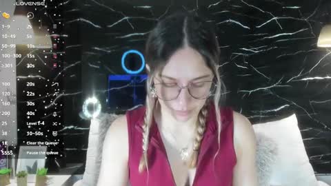 Snapshot of sweet_meelody chatting on 27, 10, 2025 Melody online show from 27, 10, 2025