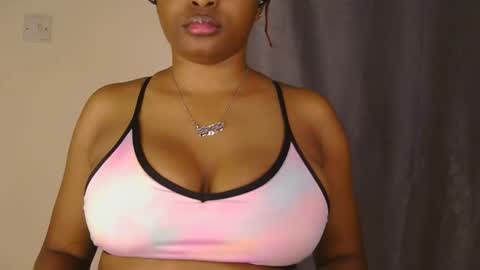 Queen debby online show from 27, 3, 2026