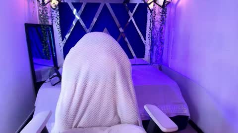  Daniela  online show from 10, 3, 2026