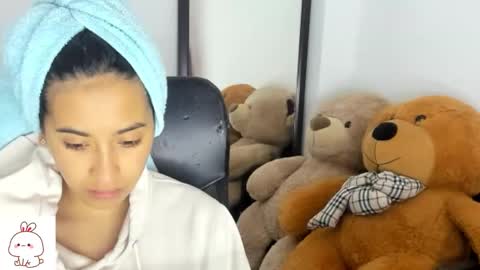 Snapshot of sweet_nhaomy chatting on 15, 9, 2025 Nhaomy online show from 15, 9, 2025