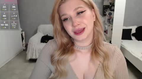 Snapshot of sweet_nicole_333 chatting on 29, 3, 2026 sweet_nicole_333 online show from 29, 3, 2026