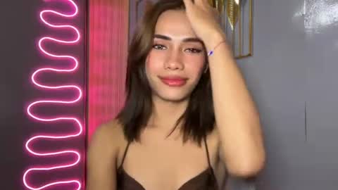 sweet_nikki03 online show from 24, 4, 2026