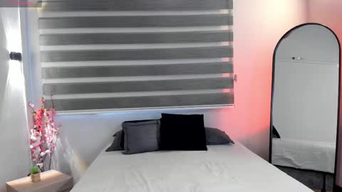 Sweet Obsession online show from 4, 11, 2025