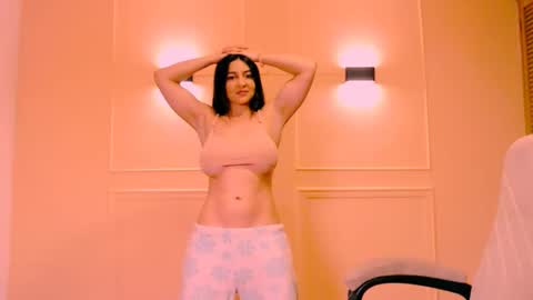 Snapshot of sweet_of_venus chatting on 15, 1, 2026 My name is Catalina. Please say hello I like to chat with you. If you have requests please use tip online show from 15, 1, 2026